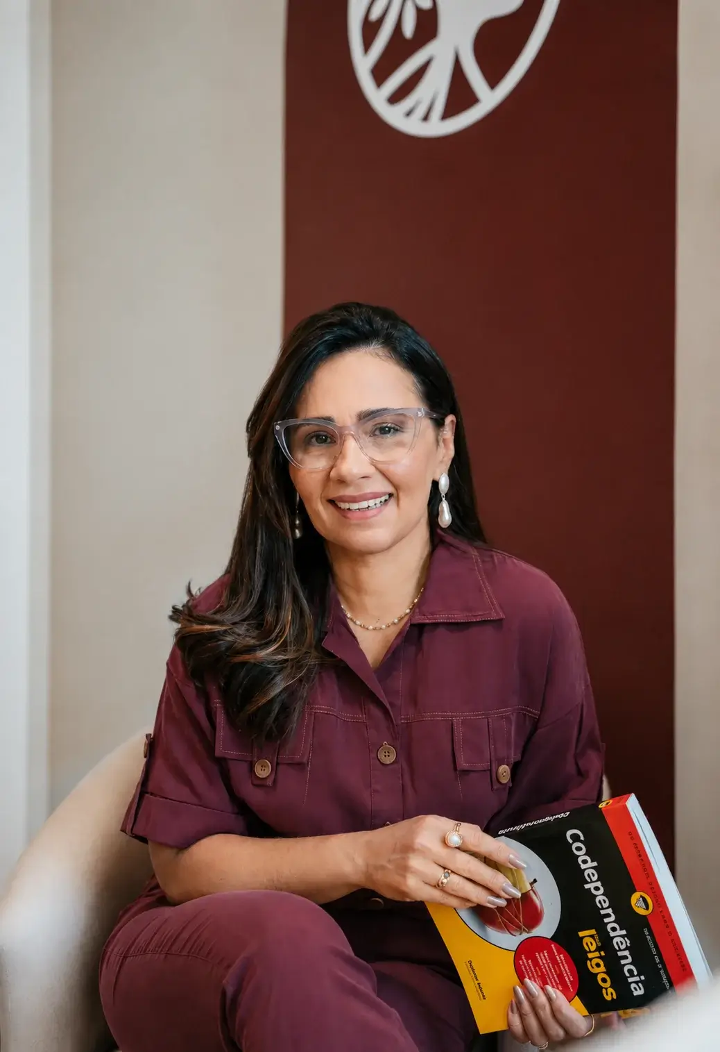Emanuela Aragão em imagem profissional